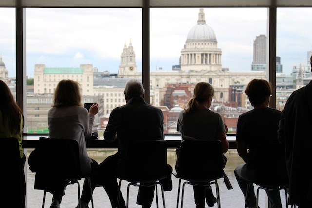 The Benefits of Virtual Networking: Maximizing Connections during Virtual Conferences
